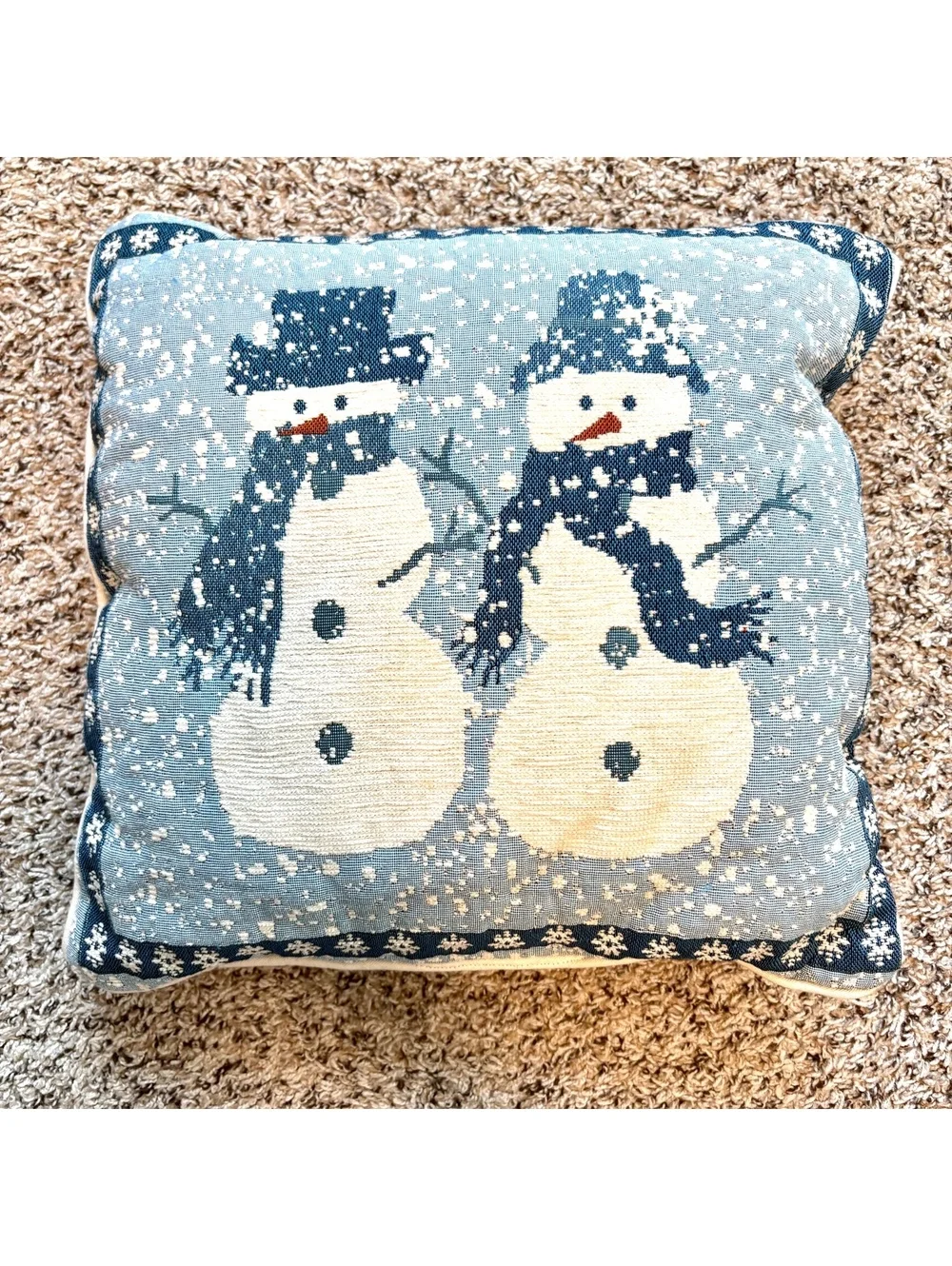 Vintage Christmas Snowman Tapestry Throw Pillows Snowflakes Holiday Decor 16.5”